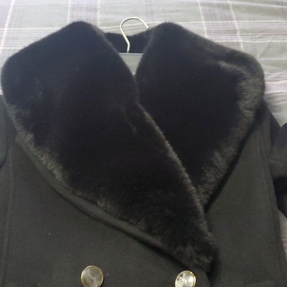 Coat - Picture 2 of 5